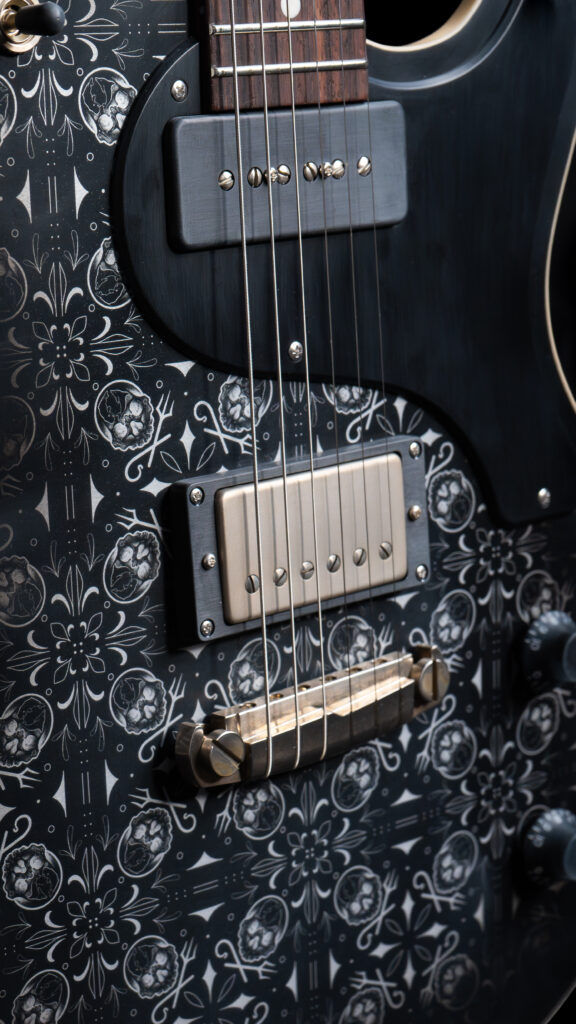 Shepherd Global has teamed up with Nik Huber Guitars. Win a one-of-a-kind guitar, introduced at the Brutal Assault festival and played by Gojira, longtime supporter of Sea Shepherd.